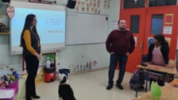 La Concejalía de Salud y Bienestar Animal lleva la campaña sobre bienestar animal y tenencia de mascotas a los colegios del municipio.