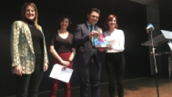Ruth Olmos recogió el Premio 8M 2019 en el Día Internacional de la Mujer en San Javier